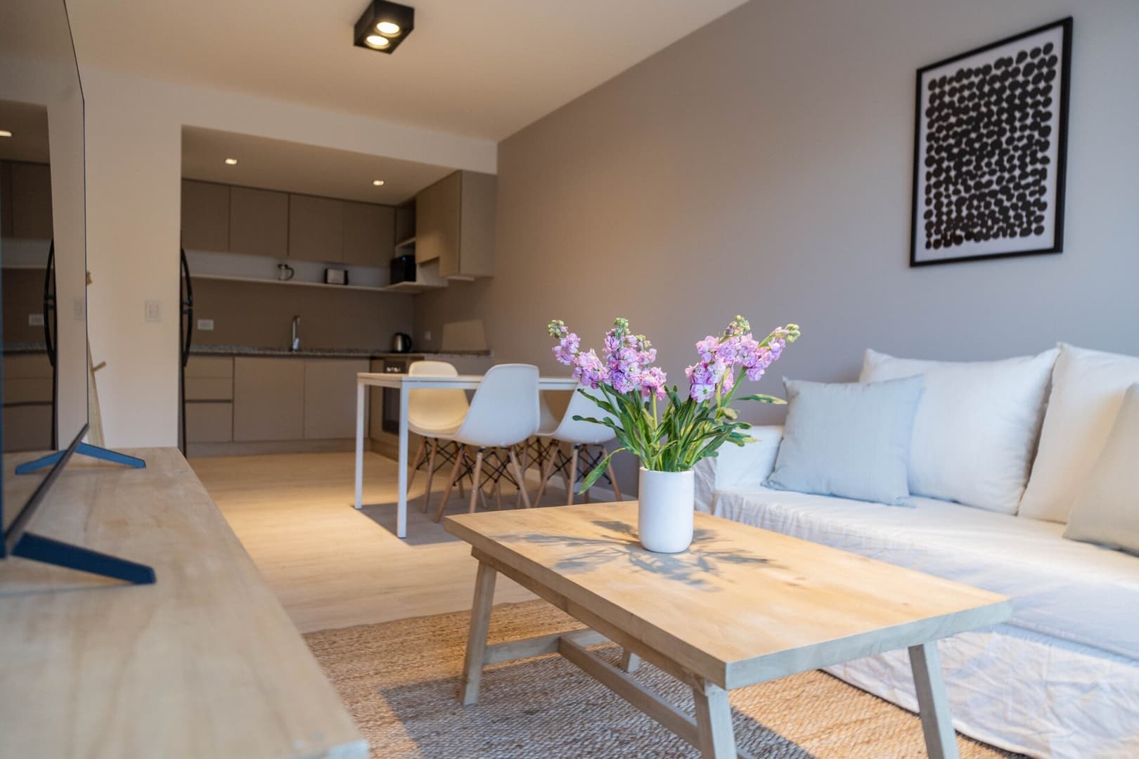 Villa Crespo | Modern 1BR | Pool & Gym
