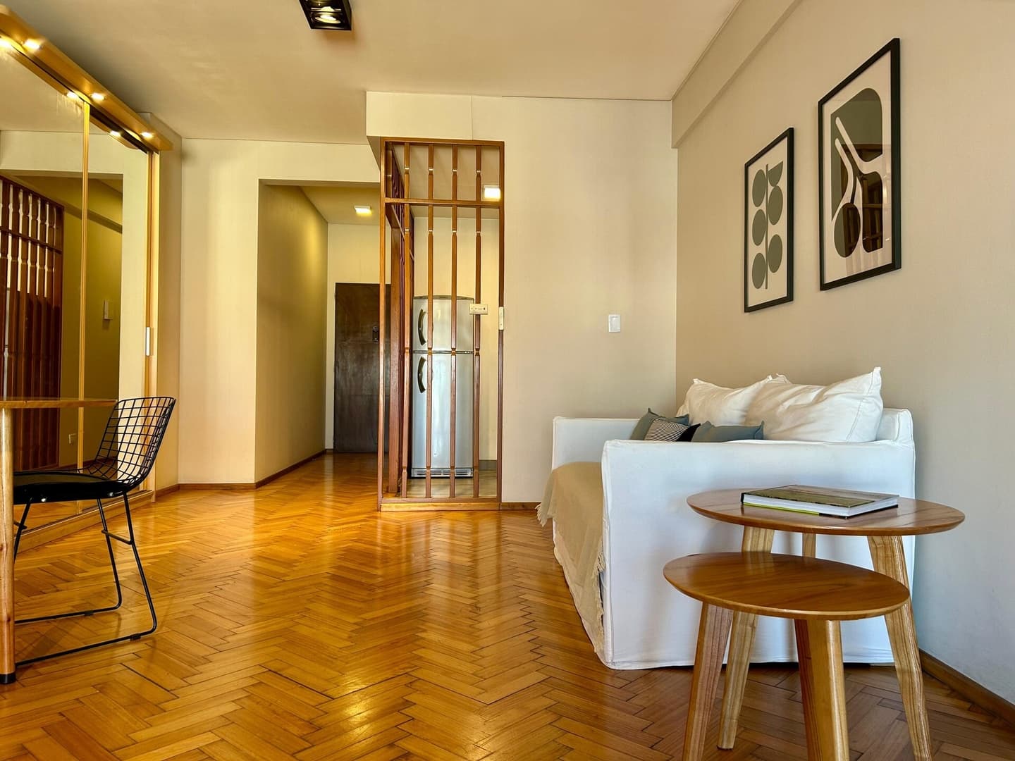 Palermo | Sunlit Studio | Balcony Retreat