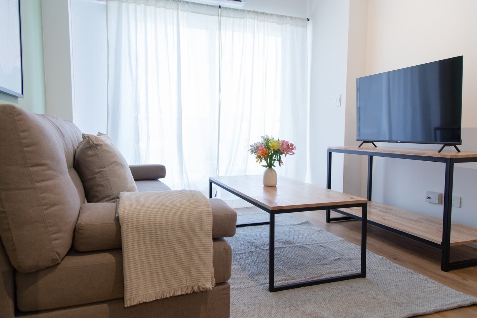 Villa Crespo | Refined 1BR | Pool & Gym