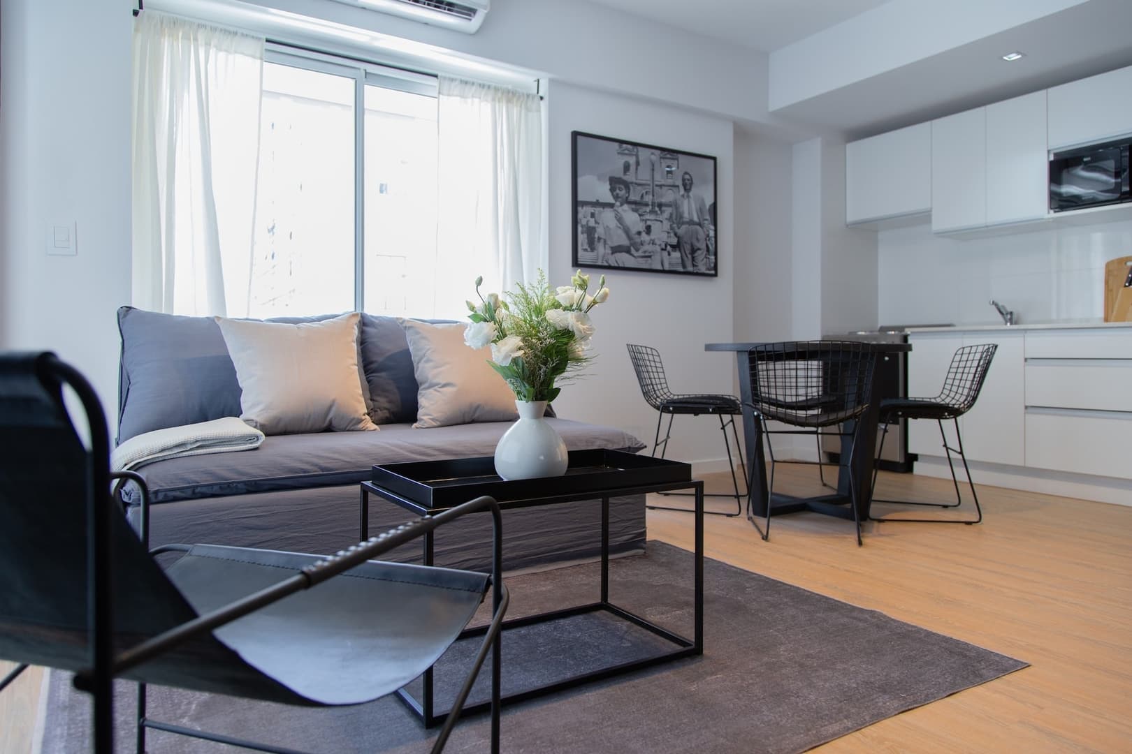 Recoleta | Bright  1BR | Near Plaza Houssay