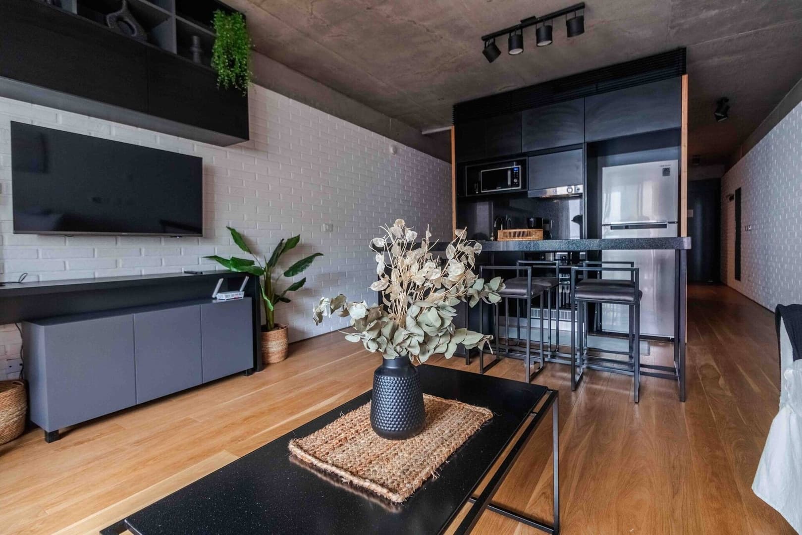 183 - Apartment in Palermo, Thames St.